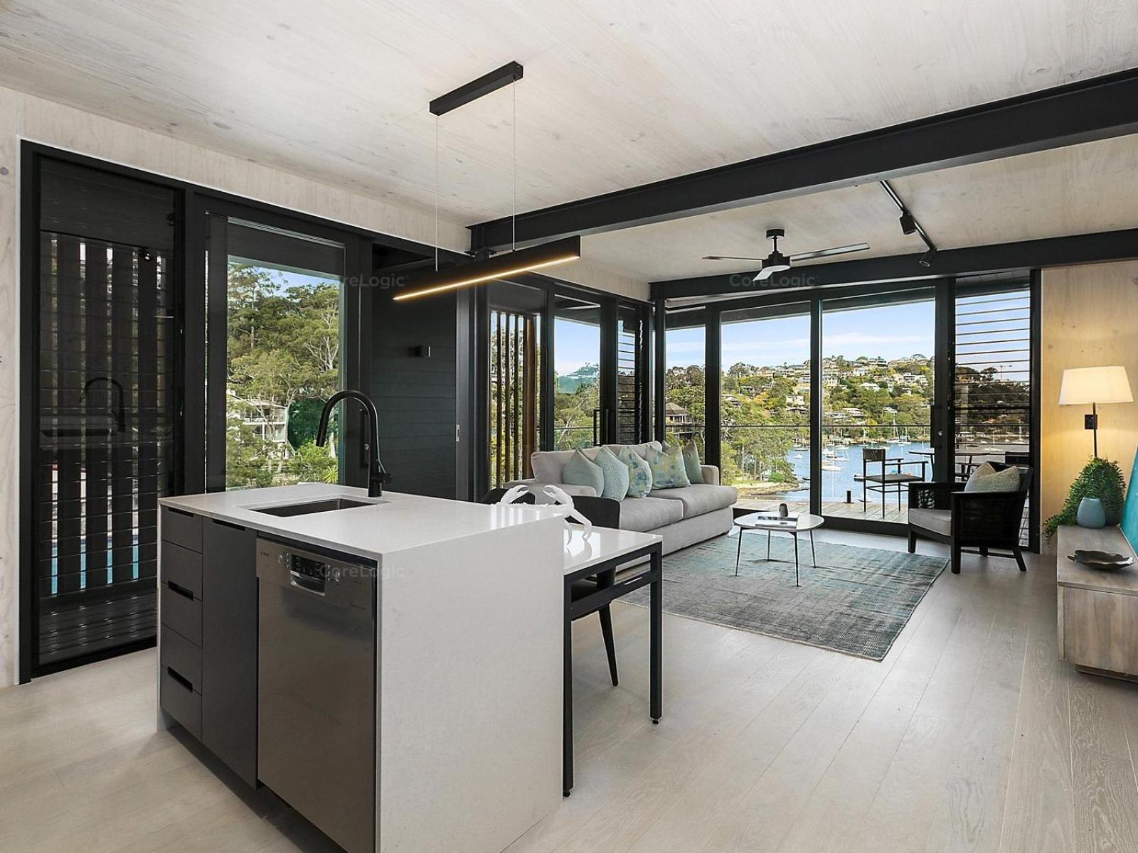 World Class Manly Harbourview Sauna Private Holiday home *